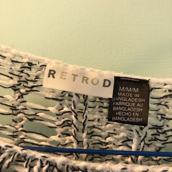 Sweet sweater - Picture 3 of 4